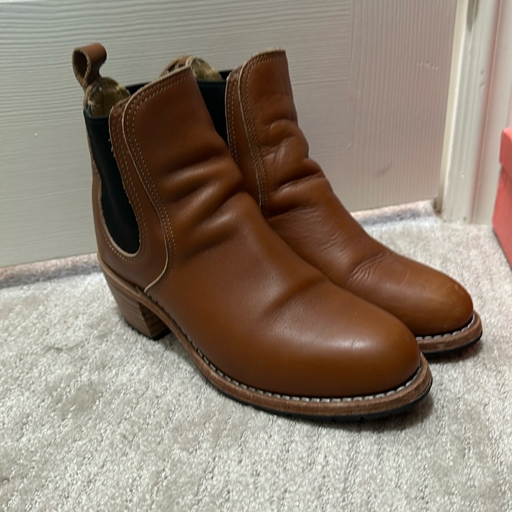 Red Wing Harriet Chelsea Boots